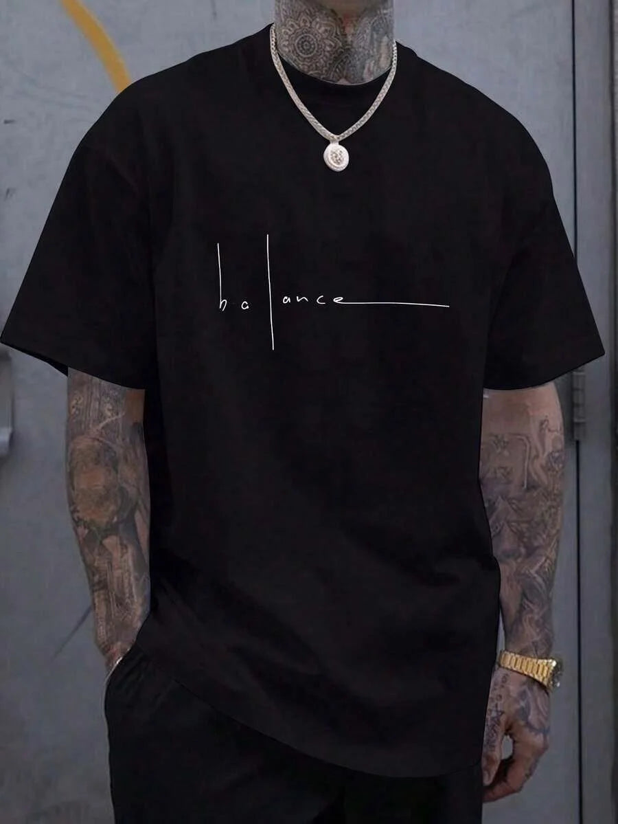 Camiseta blanca Oversize para hombre con diseño Minimalista "Balance".